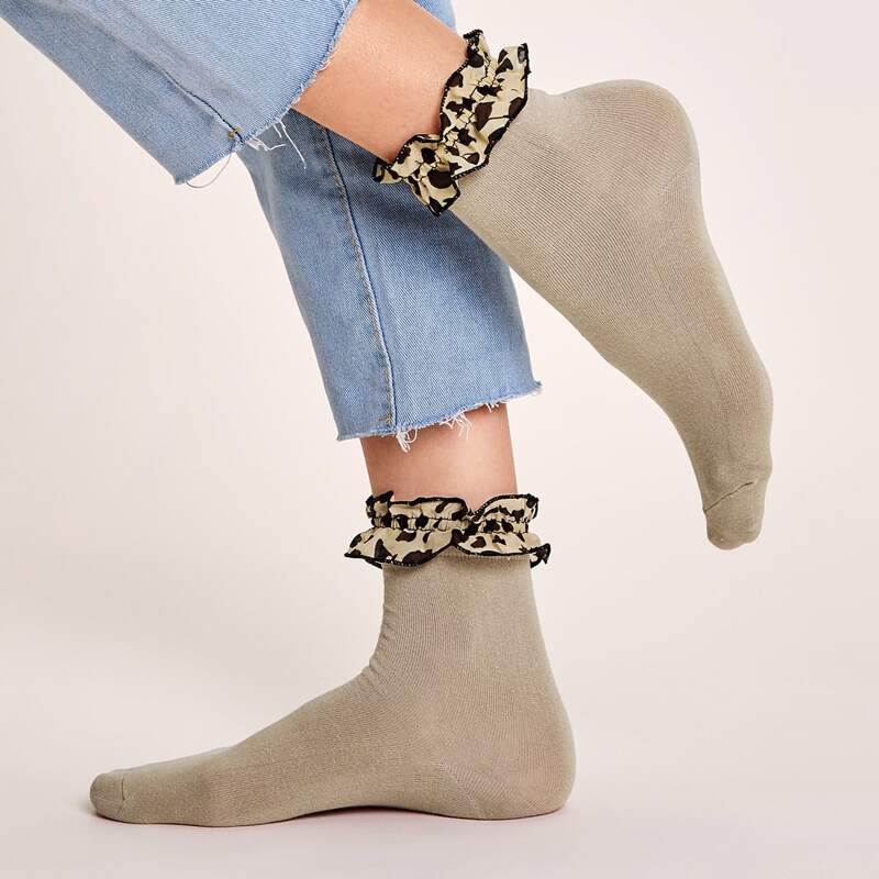 

1pair Leopard Ruffle Hem Socks, Khaki