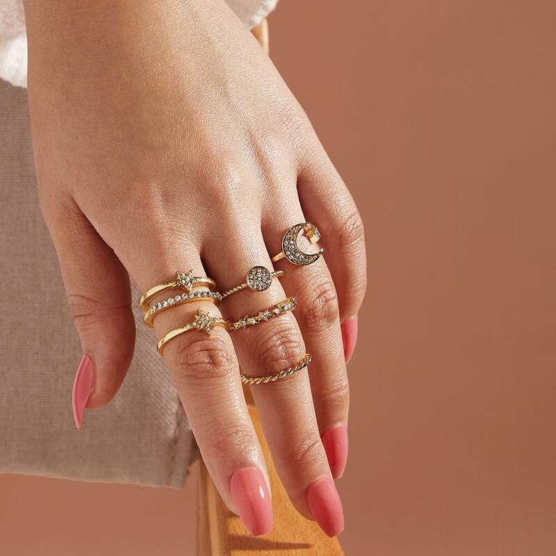 

6pcs Rhinestone Engraved Moon & Star Decor Ring, Gold