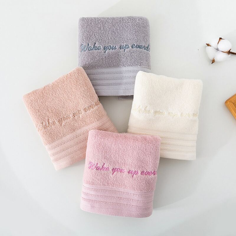 

1pc Letter Embroidery Towel, Multicolor