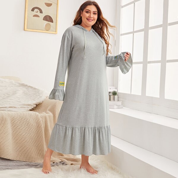 

Plus Letter Graphic Drawstring Hooded Night Dress, Grey