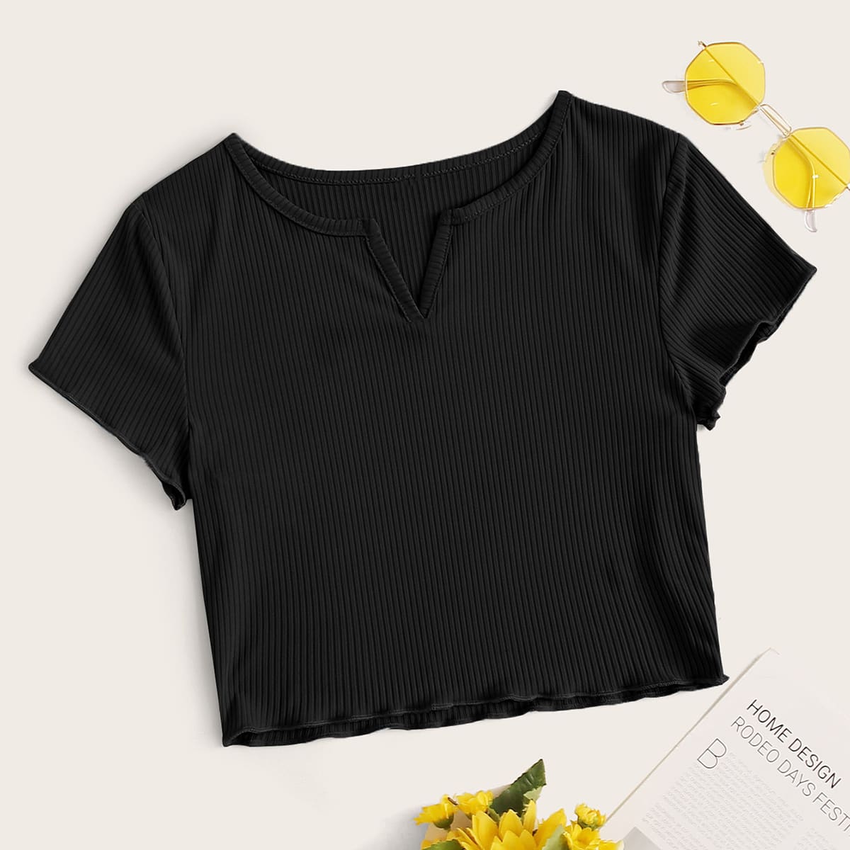 

Lettuce Trim Rib Notch Crop Top, Black