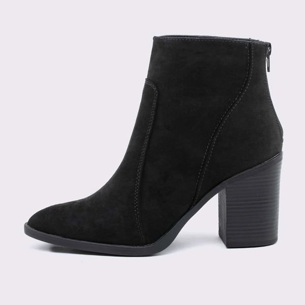 

Pointed Toe Stacked Heel Western Style Booties, Black