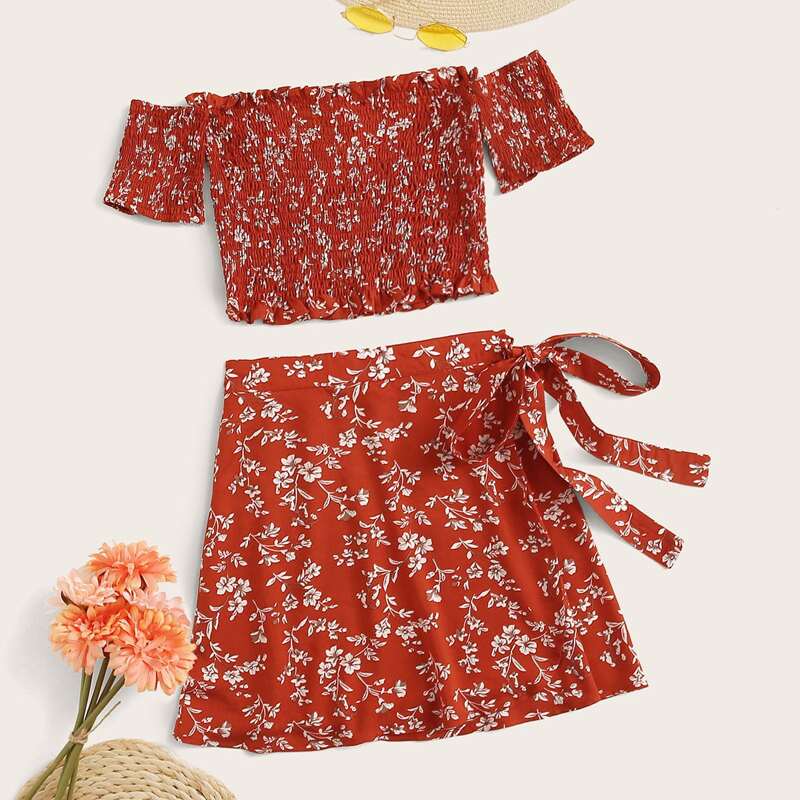 

Ditsy Floral Shirred Top & Tie Side Wrap Skirt, Red