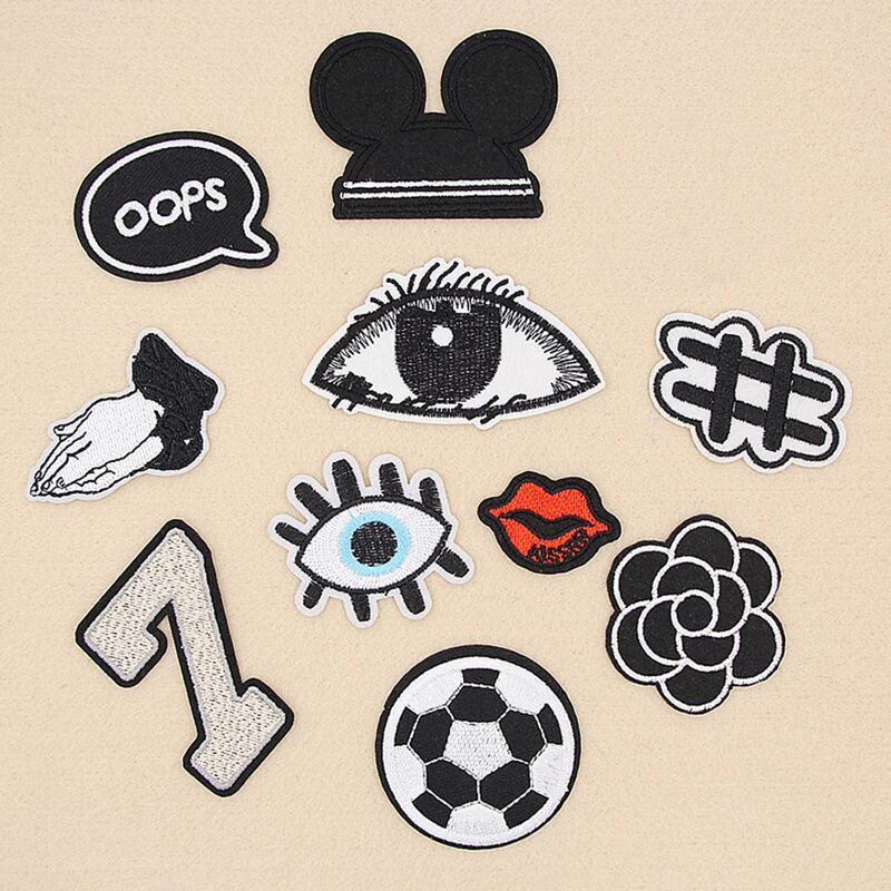 

10pcs Slogan & Eye Pattern Cloth Sticker