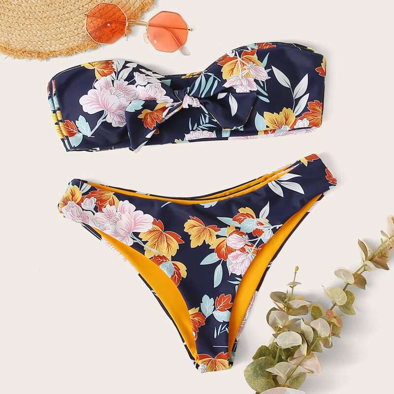 

Random Floral Knot Front Bandeau Bikini Swimsuit, Multicolor