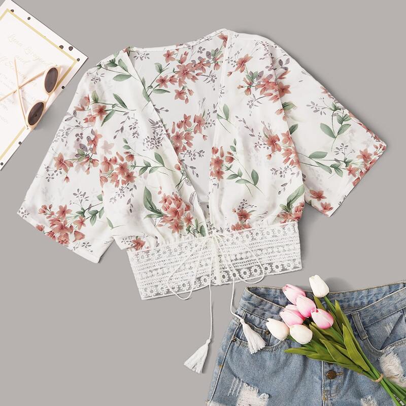 

Floral Lace Hem Plunging Top, Multicolor