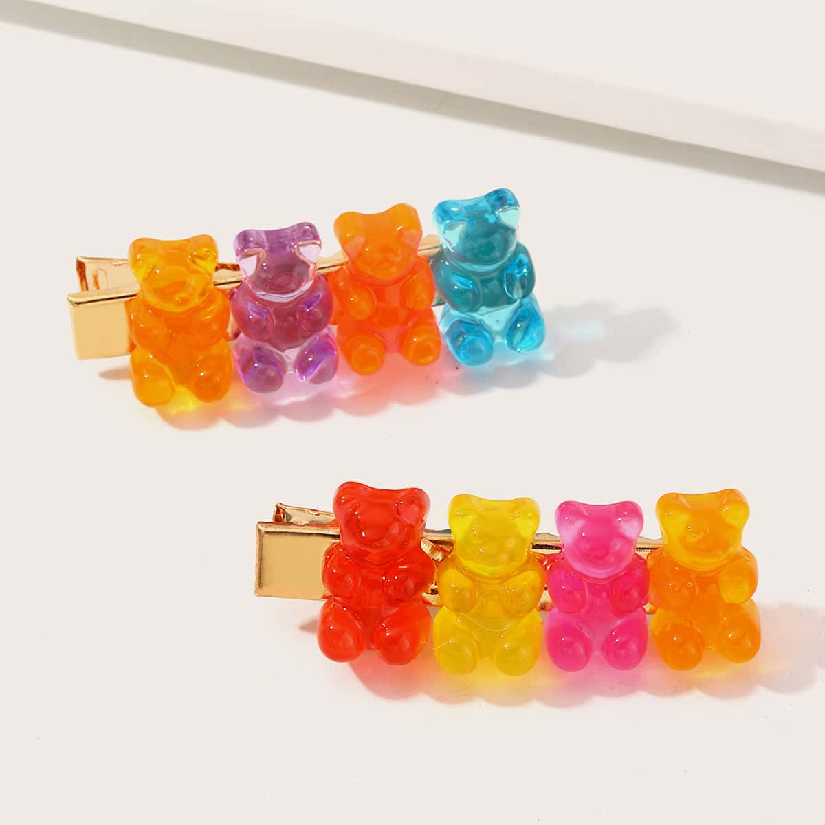 

2pcs Bear Decor Hair Clip, Multicolor