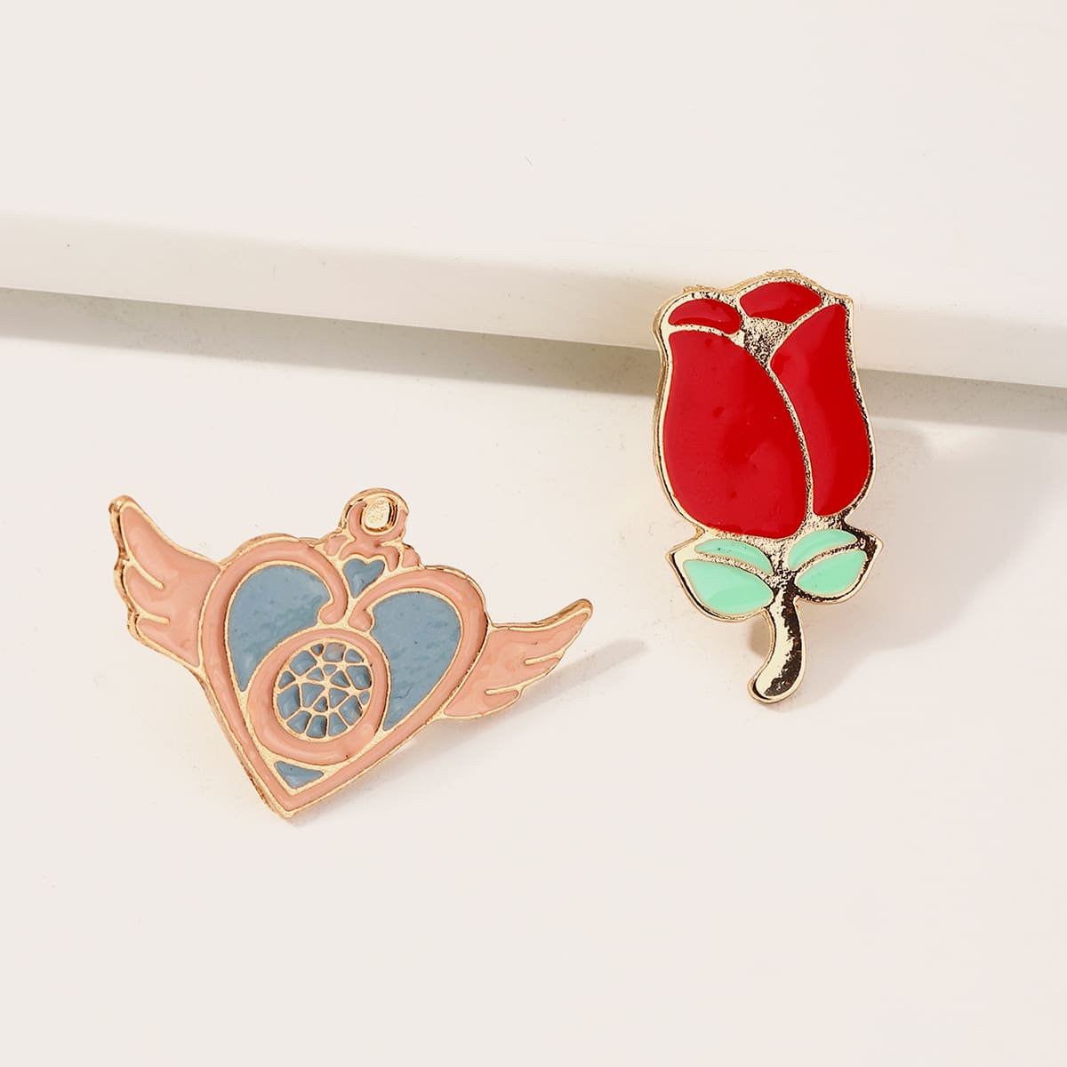 

2pcs Heart & Rose Brooch Set, Multicolor