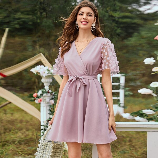 

Stereo Flower Contrast Mesh Sleeve Belted Dress, Pink