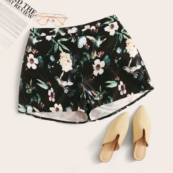 

Plus Elastic Waist Floral Shorts, Multicolor