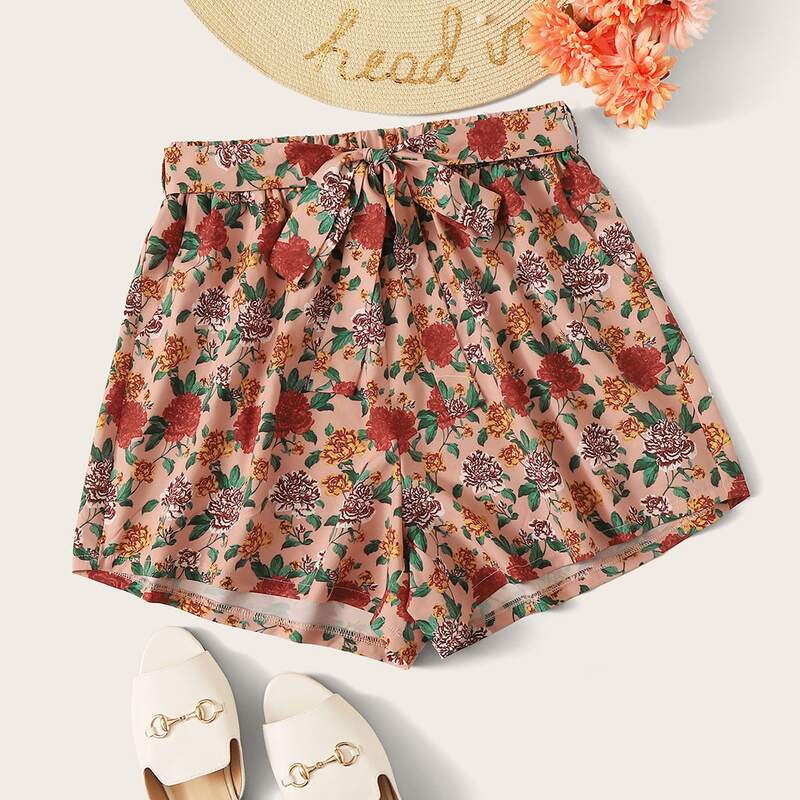 

Plus Floral Print Self Tie Shorts, Multicolor