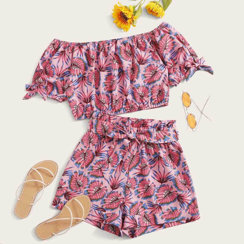 

Tropical Print Tie Sleeve Chiffon Top & Self Tie Shorts, Multicolor