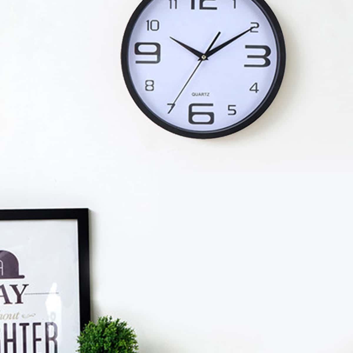 

1pc Plain Wall Clock, Multicolor