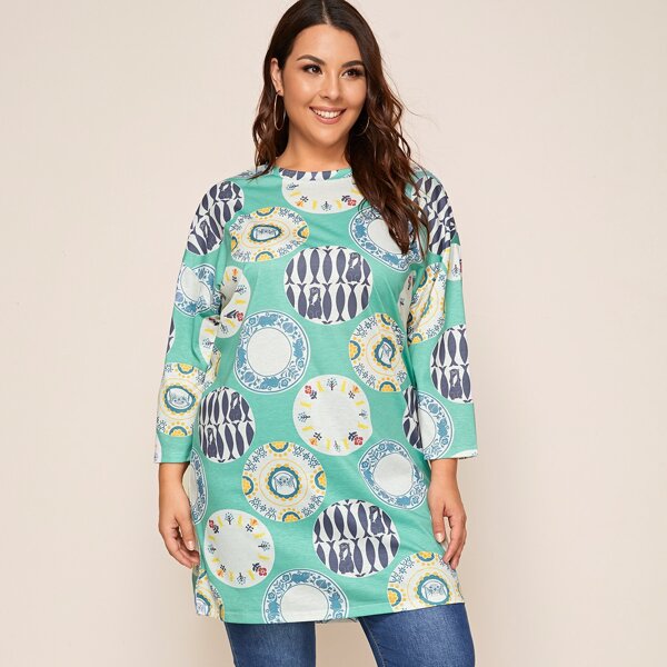 

Plus Geo Print Crew Neck Tee, Green