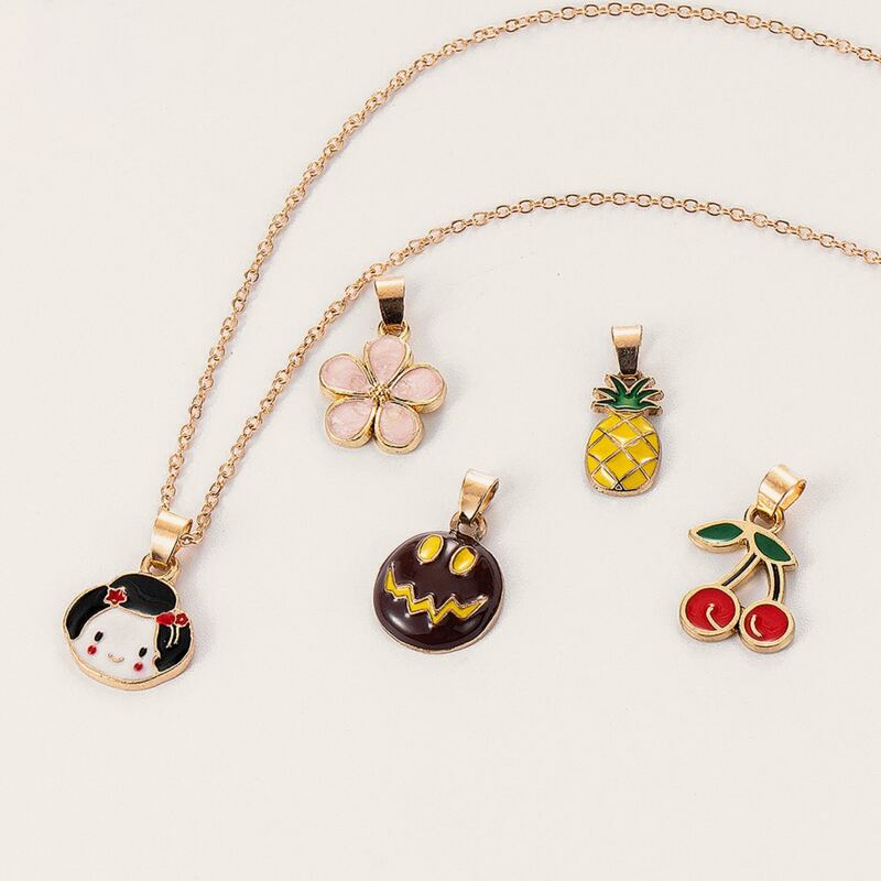 

1pc Girl Charm Necklace With 4pcs Replaceable Pendant, Multicolor