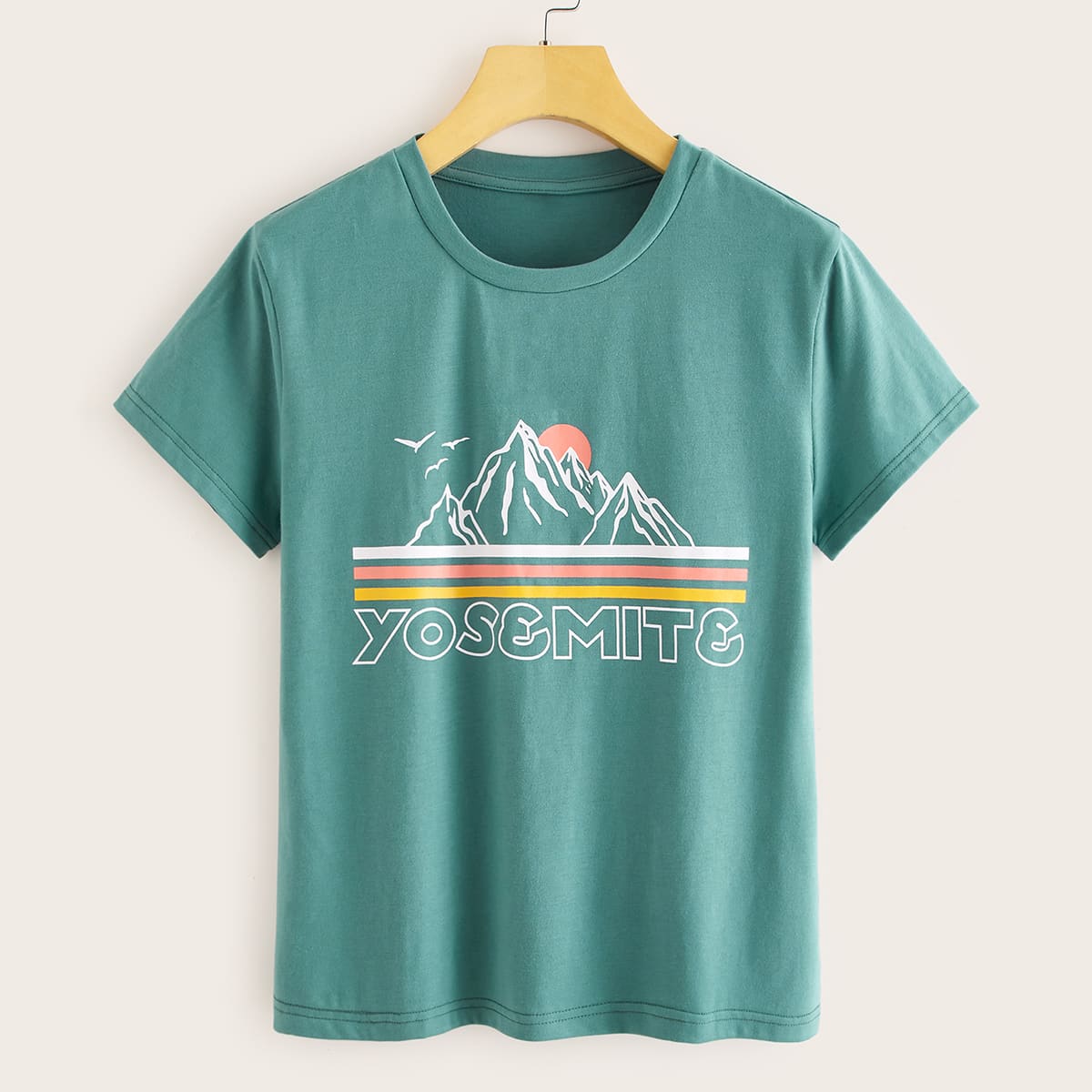 

Mountain & Letter Graphic Tee, Green