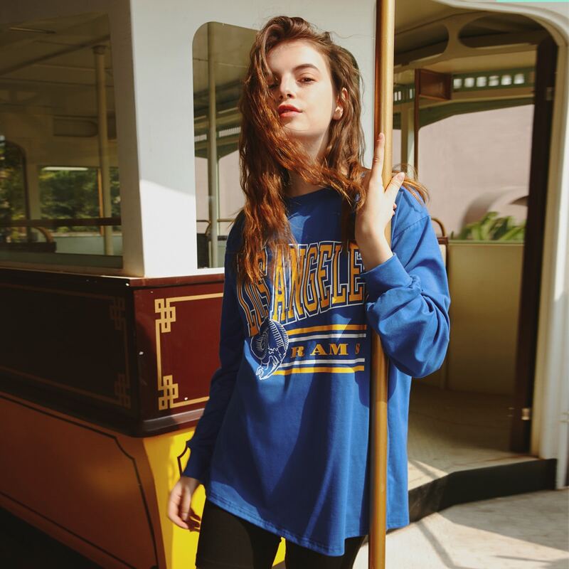 

Letter Graphic Oversized Blue Tee