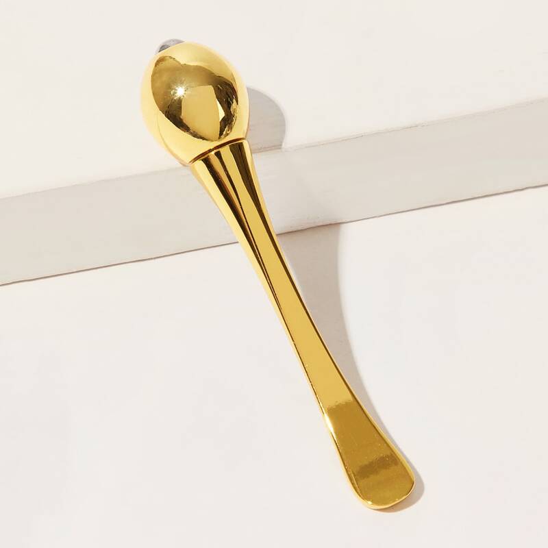 

Eye Cream Introduction Massage Stick