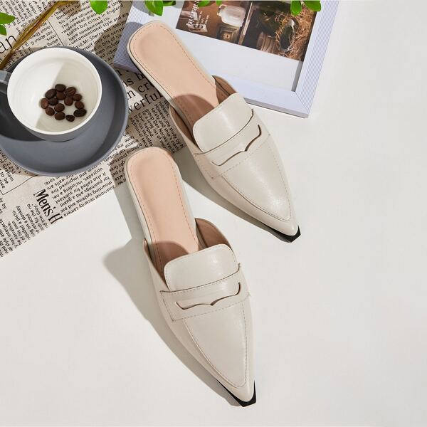 

Point Toe Flat Mules, Beige