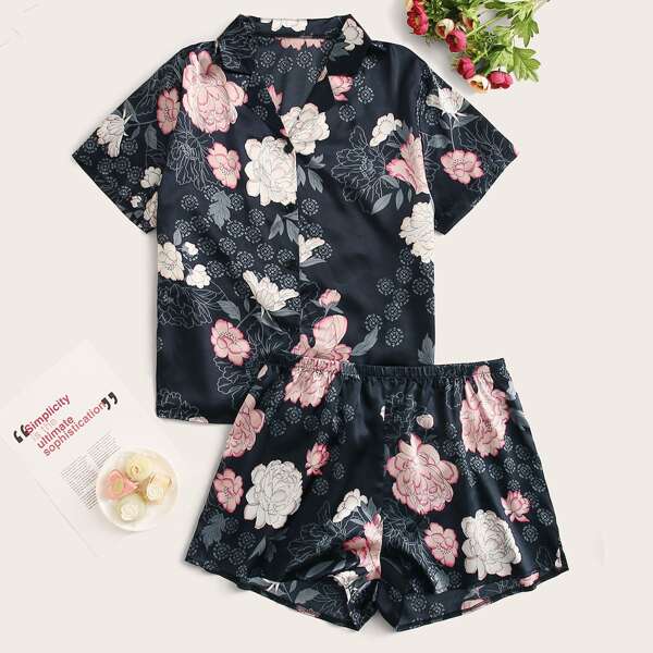 

Plus Floral Print Satin Pajama Set, Black