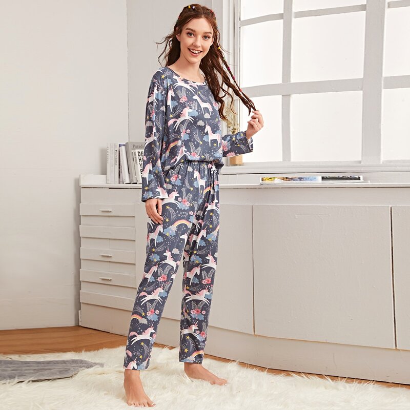 

Cartoon Unicorn Print PJ Set & Eye Mask, Multicolor