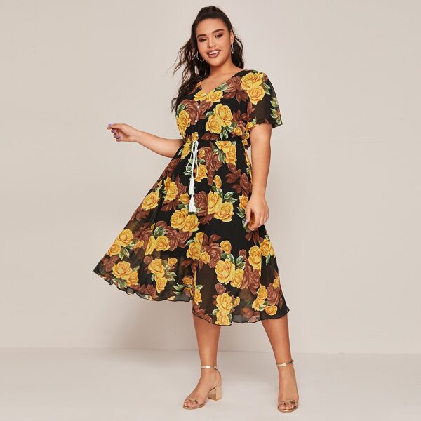 

Plus Floral Print Tassel Tie Waist Dress, Multicolor