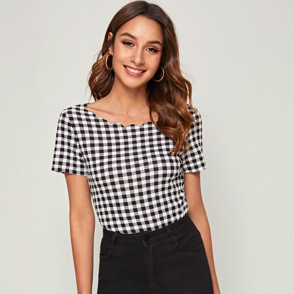 

Scallop Neck Gingham Top, Black and white