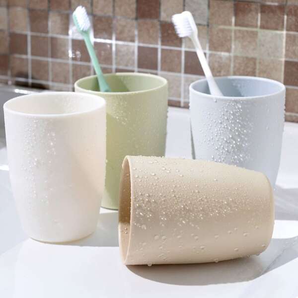 

1pc Solid Plastic Toothbrush Cup, Multicolor