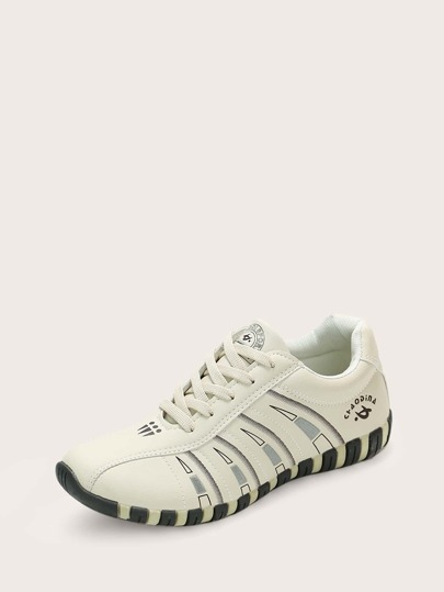 Geometric Graphic Lace-up Front Sneakers
