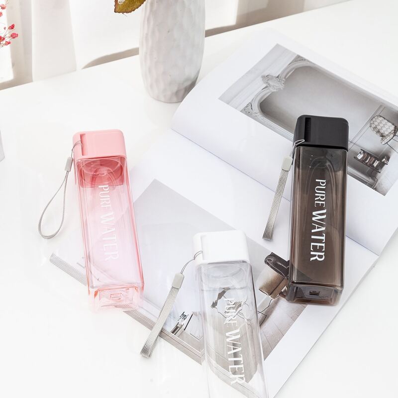 

1pc Letter Graphic Water Bottle, Multicolor