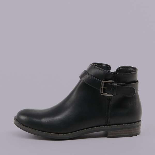 

Side Buckle Round Toe Flat Booties, Black