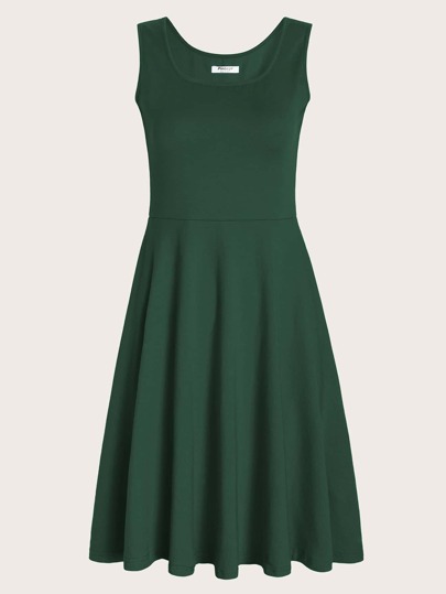Scoop Neck Flowy Jersey Dress