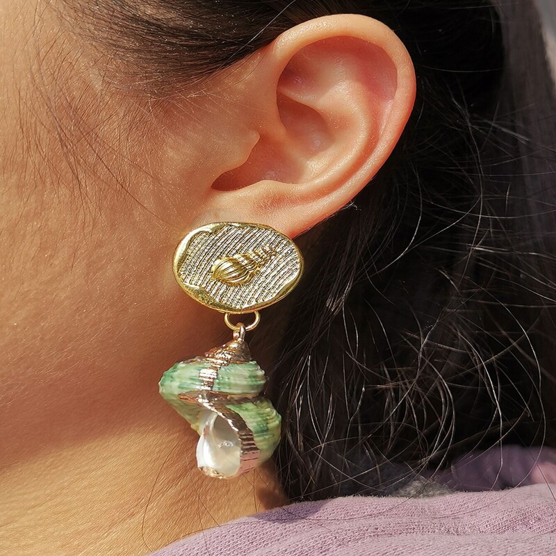 

1pair Conch & Coin Drop Earrings, Multicolor