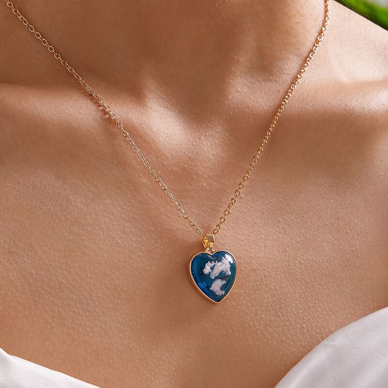 

1pc Heart Charm Necklace, Multicolor