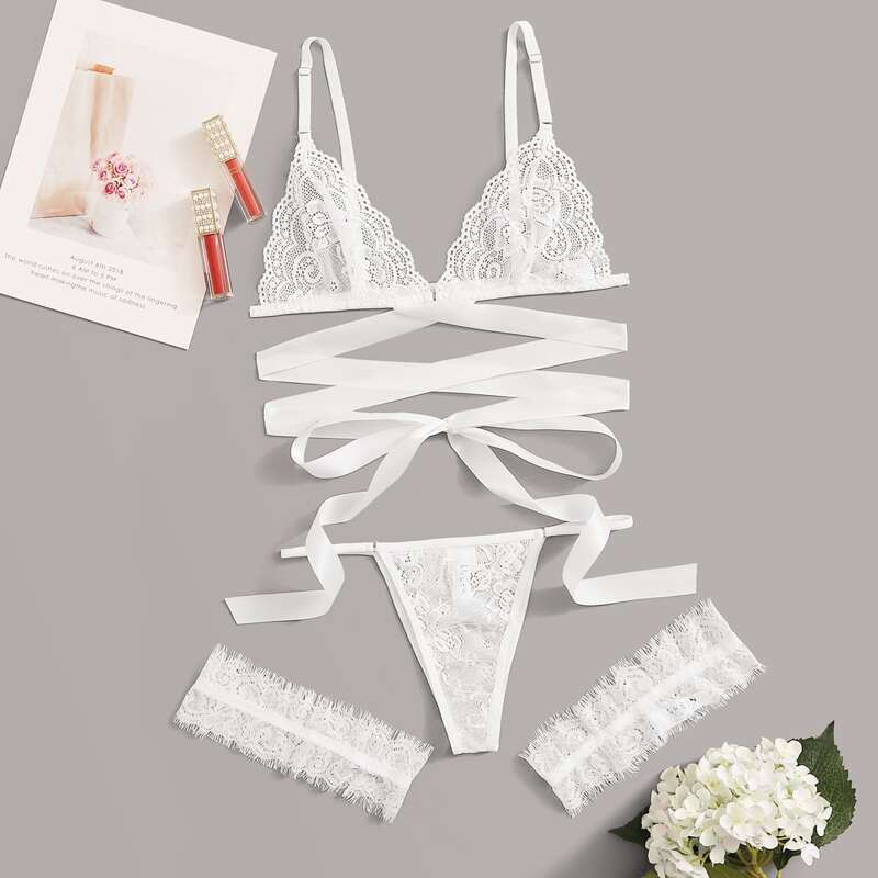 

Floral Lace Lingerie Set & Leg Ring, White