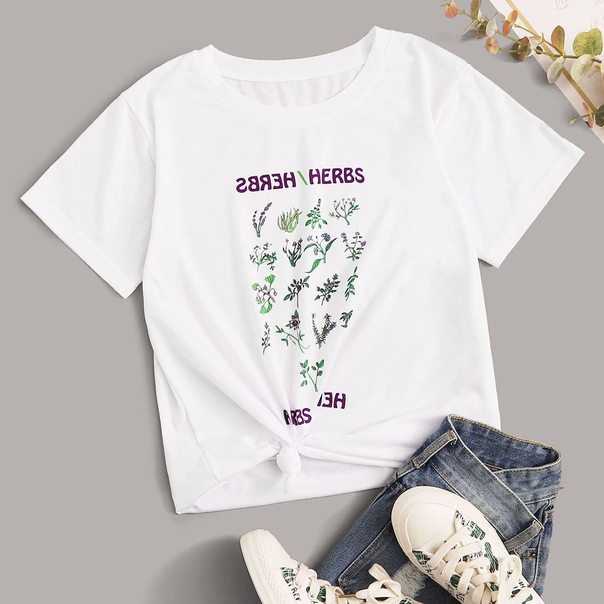 

Letter & Flower Graphic Tee, White