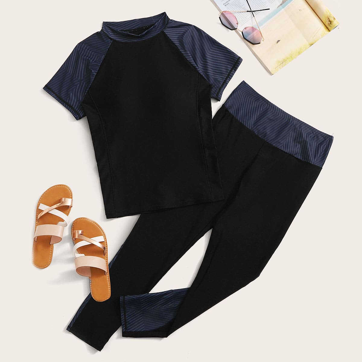

Striped Short Sleeve Modest Swimwear, Black