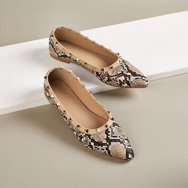 

Snakeskin Print Spiked Decor Flats, Multicolor
