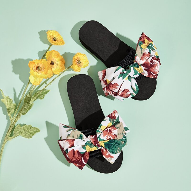 

Flower Print Bow Decor Sliders, Multicolor