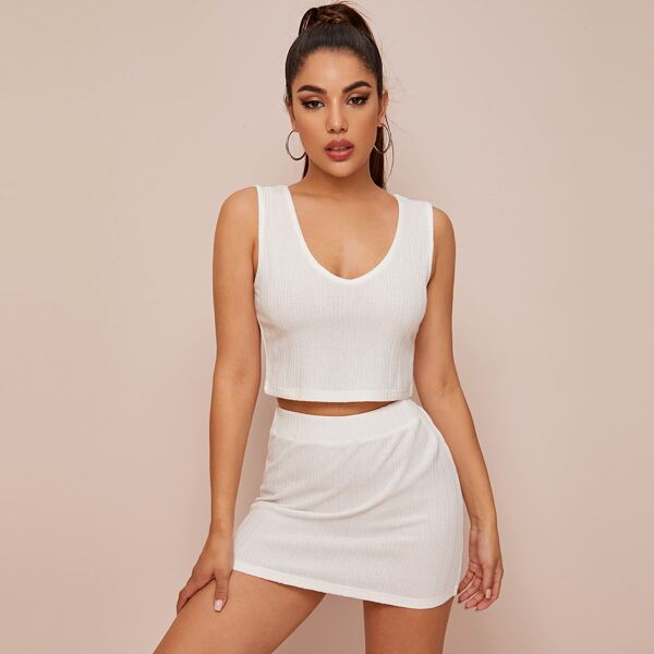 

Вязаный топ и юбка, Белые