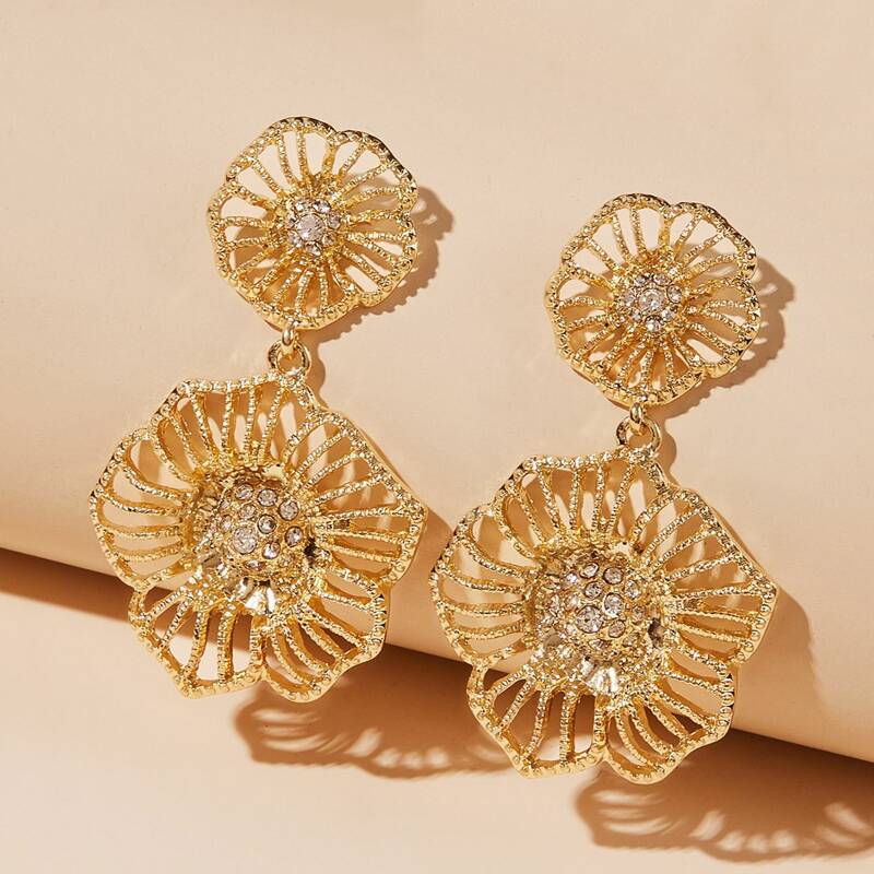 

1pair Rhinestone Hollow Floral Drop Earrings, Gold