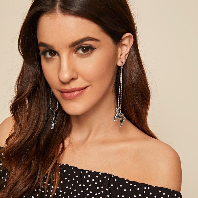 

1pair Chain & Unicorn Drop Earrings, Silver