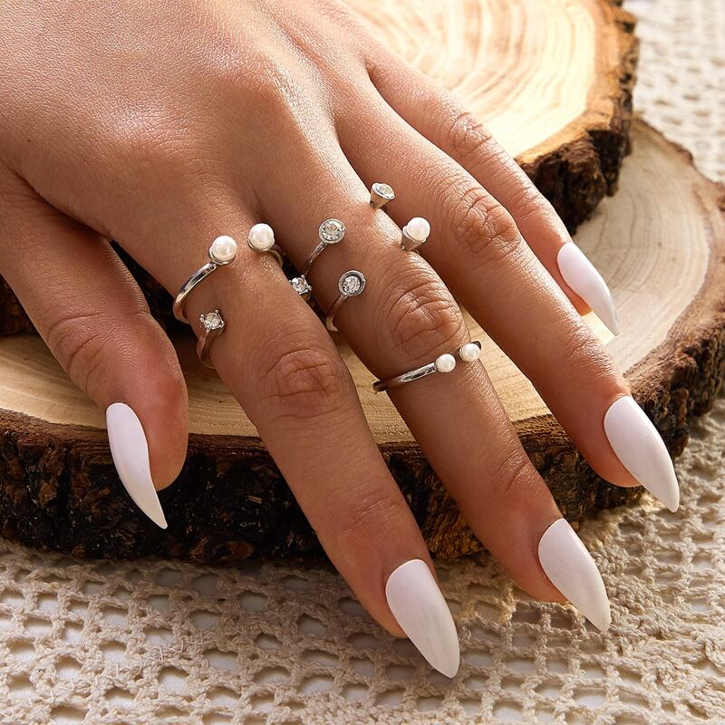 

5pcs Faux Pearl & Rhinestone Engraved Ring, Silver