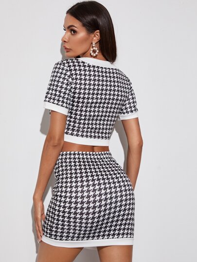 拼接面千鳥格短版t恤和半身裙