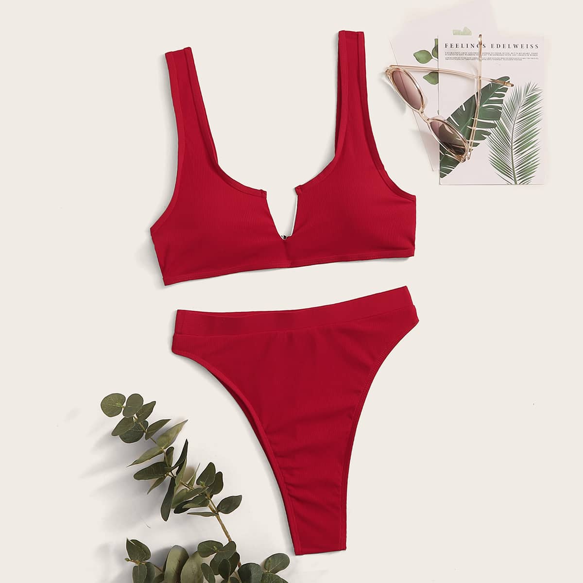 

Red V-wired High Cut Bikini Swimsuit