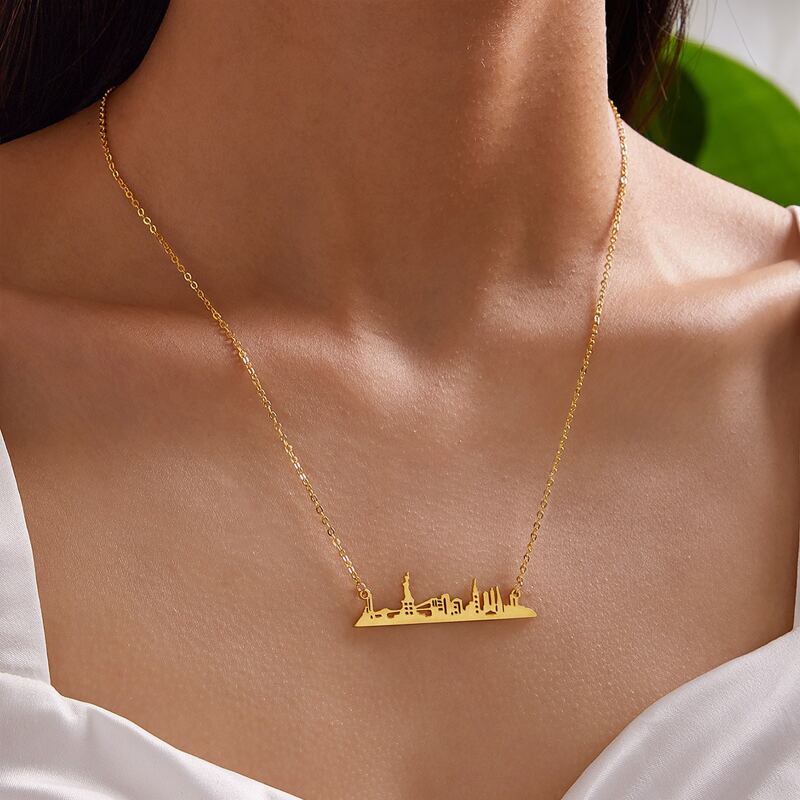 

1pc City Charm Necklace, Gold