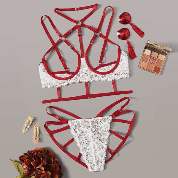 

Cut-out Underwire Lingerie Set With 1pair Nipple Cover, Multicolor