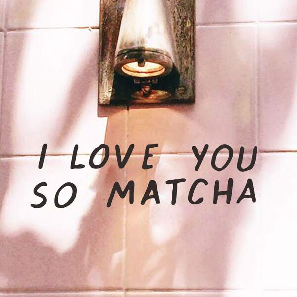 

Стикер для стены с текстовым принтом