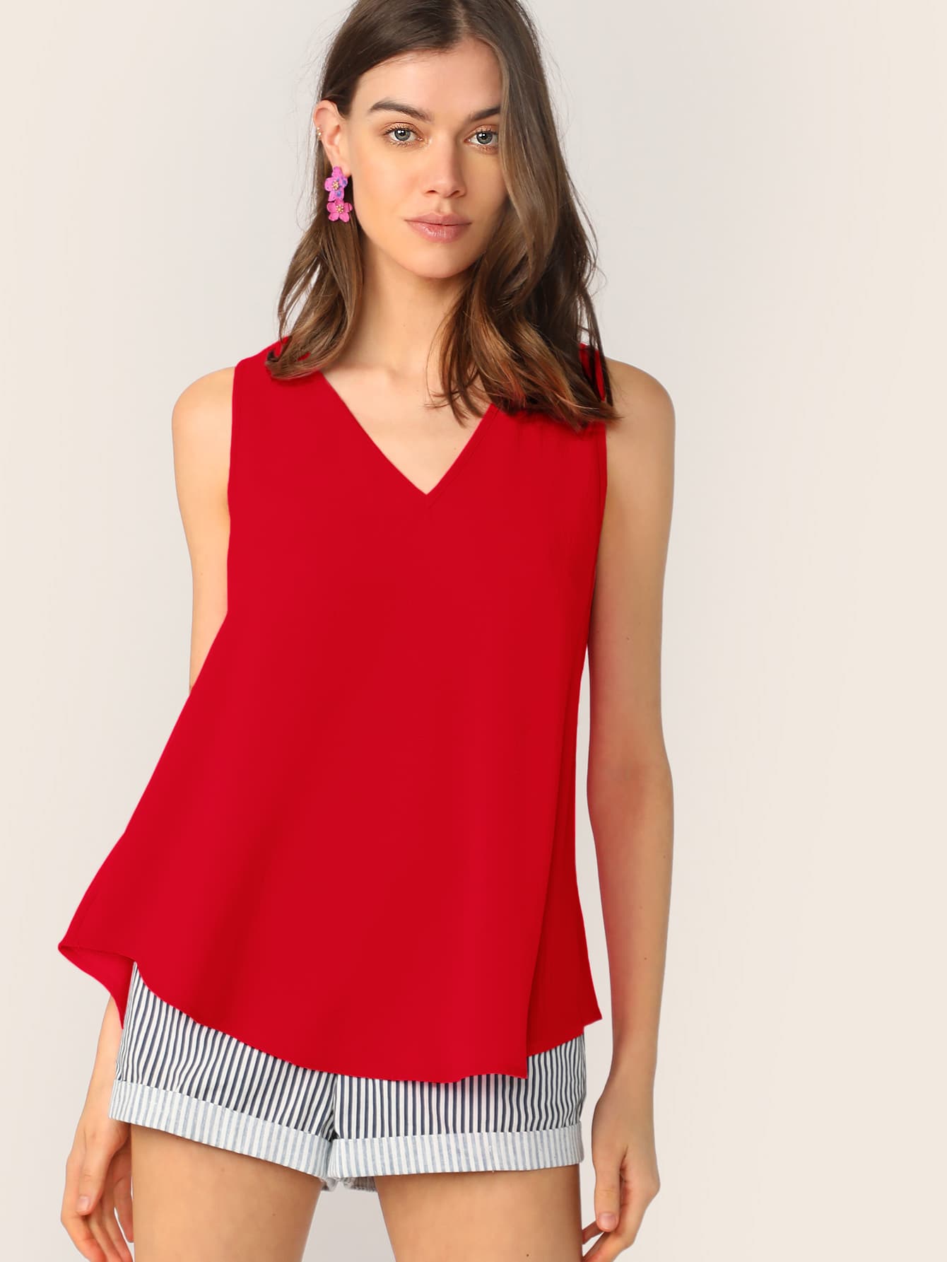 SHEIN Essnce V-neck High-low Hem Swing Top - Red - View 1