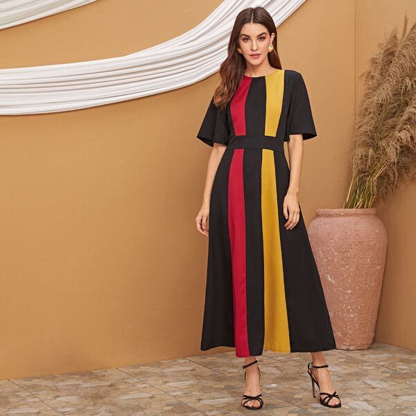

Butterfly Sleeve Color-block A-line Dress, Black